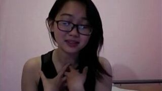 Cute and sexy Asian teen, Harriet Sugarcookie porn video